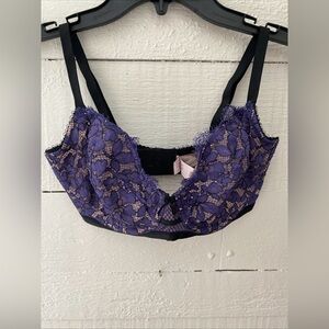 Victoria’s Secret Purple & Black Floral Lace Unlined Eyelash Trim Bra Size 32DDD